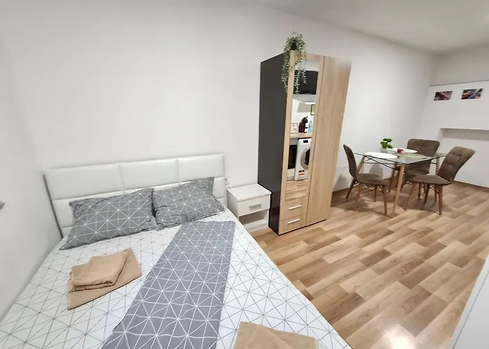 アパート Charm 4